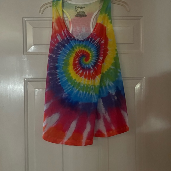 NWT No Boundaries Juniors Tie Die Razorback T-Shirt XL-GL 15-17 - Picture 2 of 6